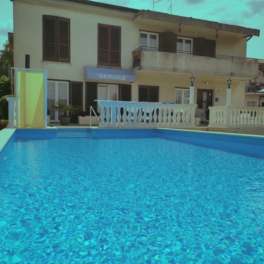 Guest House Surina App Surina'S Green Holiday Rupa Exterior foto